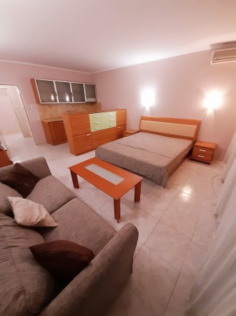 Luxury Apartments — photo 2