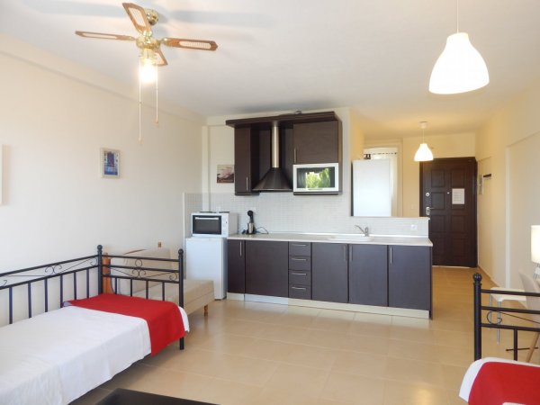 Kripis Apartment Paliouri No1
