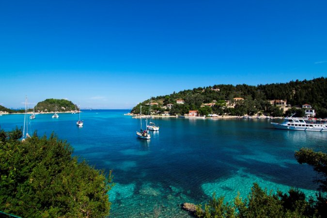 ΑΣΠΡΟ ΣΠΙΤΙ — photo 3