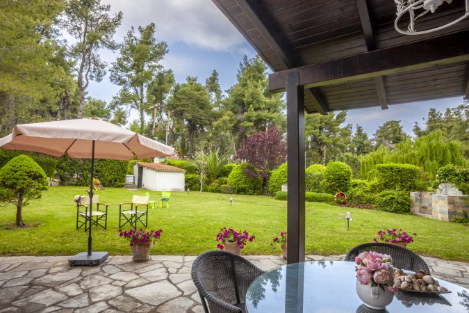 Sani Villa Luna με πισίνα