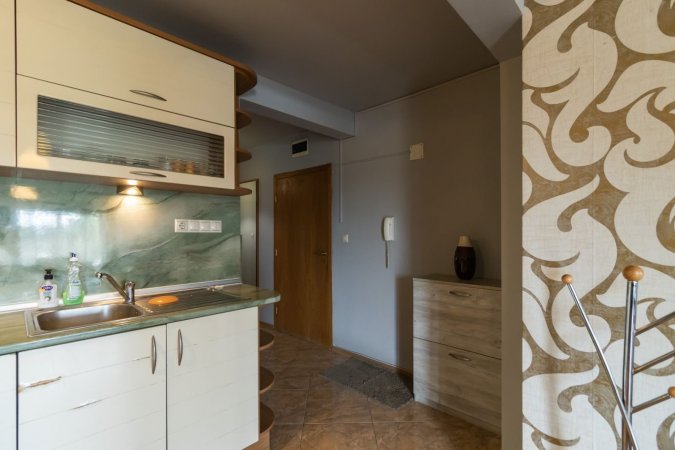 Nadia's Breeze - Spacious 1BR Apartment near the Beach — фото 6