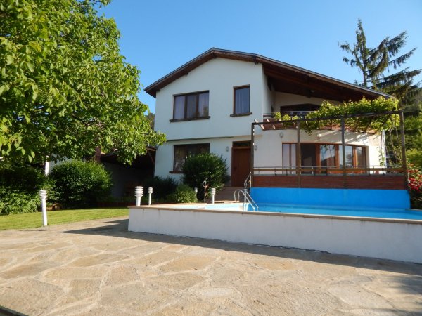 Villa Mirlevi