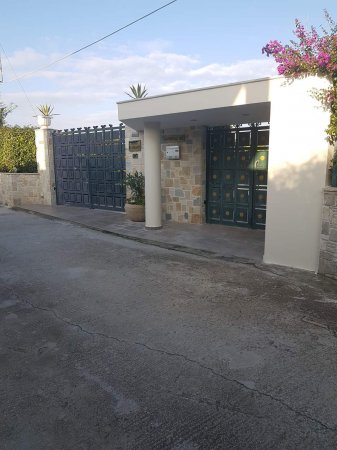 Villa Nikolas — photo 1