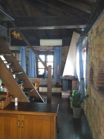 THE STONE HOUSE — photo 6