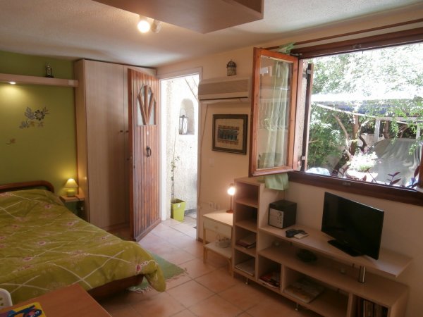 Athens Glyfada Studio — photo 5