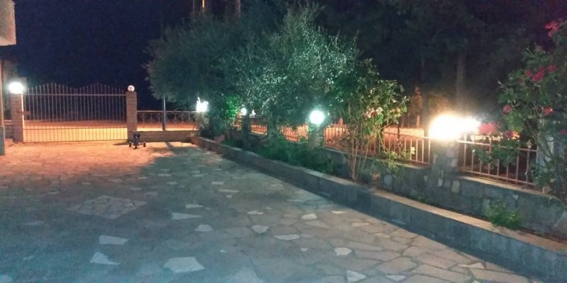 ELENAS HOUSE — photo 6