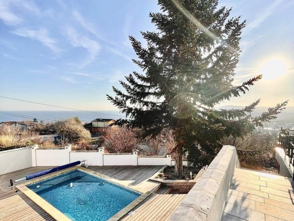 Aquamarine house — photo 3