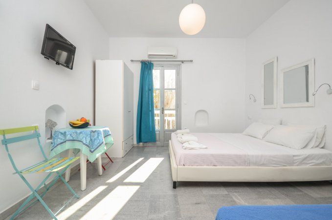 Depis suites superior quadruple room Naxos town — φωτογραφία 3