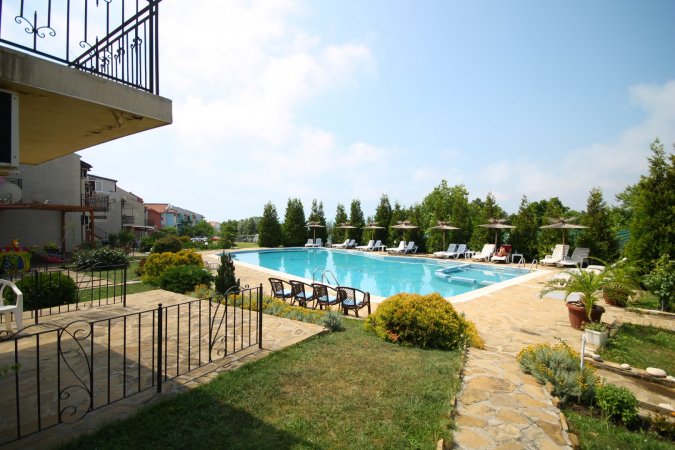 One bedroom ground floor apartment in Yalta — photo 1