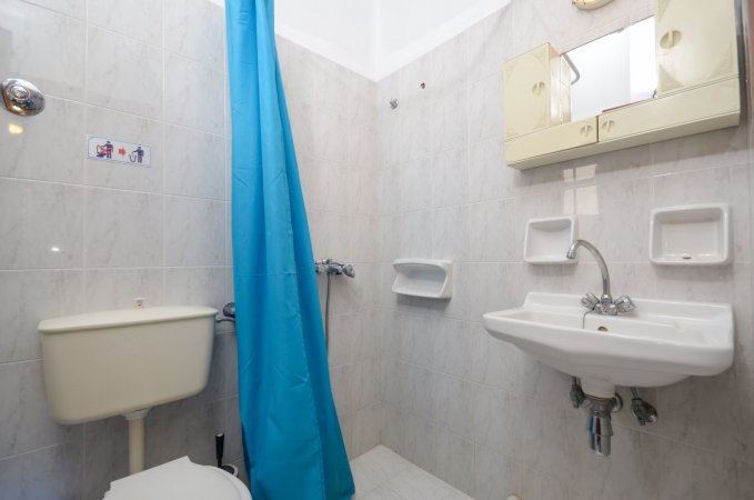 Depis economy double room Naxos town — photo 4