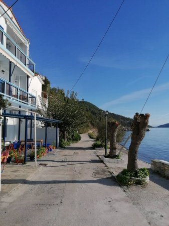 "NINEMIA" SEA FRONT APARTMENT — photo 4
