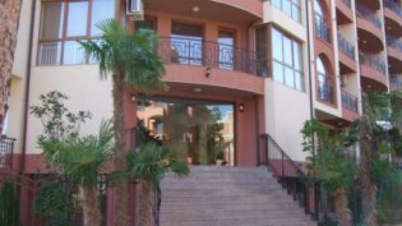 Two bedroom apartment in Pacific 3 — photo 1