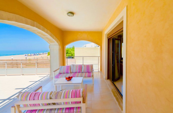 Beachfront Villa Avra with private swimming pool — photo 4