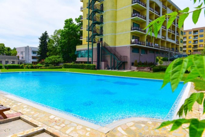 Studio in Sveta Elena complex mineral pool — photo 2