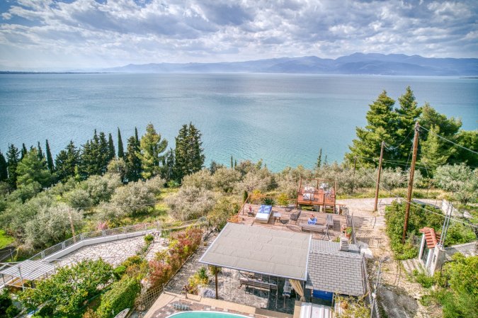 Magical view, villa Asproneri, Kamena Vourla — photo 3
