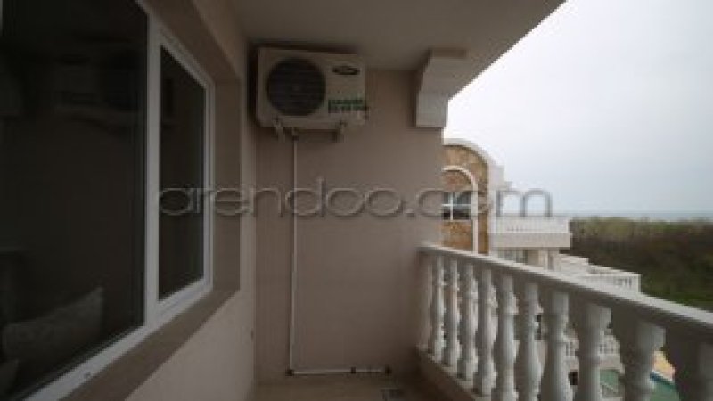 Apartment with 1 bedroom in LifeStyle Deluxe complex — photo 3