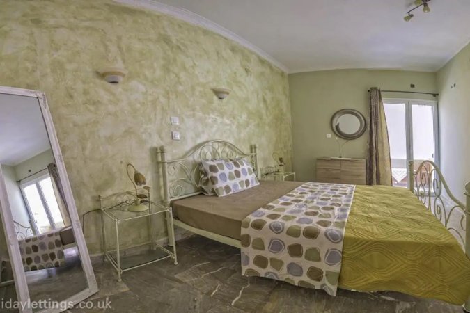 LUXURY APARTMENT 100MT  FROM BEACH