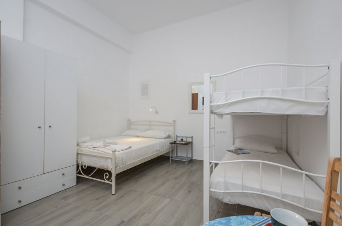 Naxos apartment for 6, 50m from St George Beach — photo 2