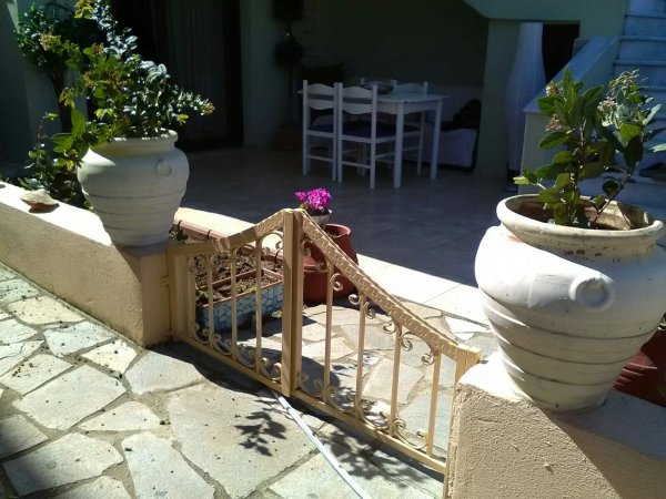 Agelos — photo 3