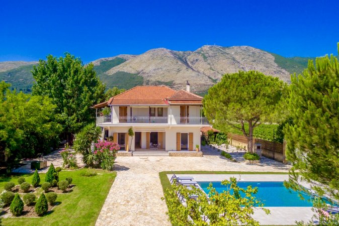 Villa Agricola with private swimming pool — photo 1