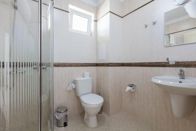 2 Bedroom Suite - Zevs Residence — photo 5