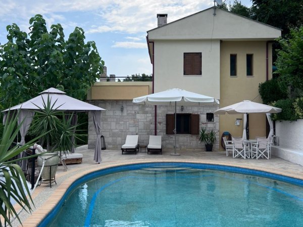 Bozis Private Pool Villa, Siviri — photo 1