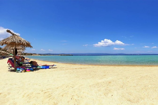 Beachfront house with amazing view of Diaporos Island, Greece — photo 5