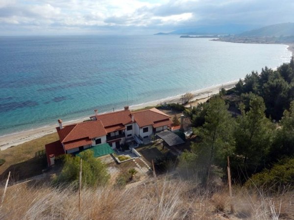 Seafront Villa Apartment — photo 3