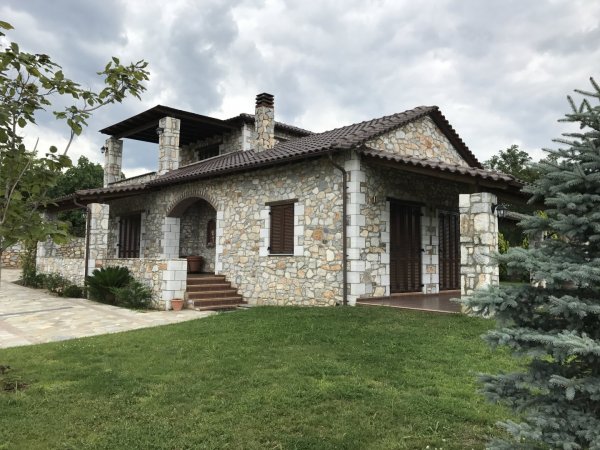 Petrini villa avramilias — photo 1