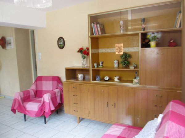 Apartment with Parking, yard and Wi-Fi — photo 1