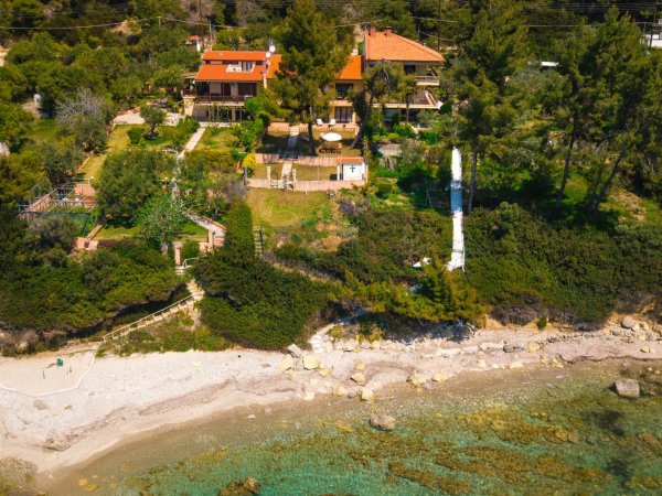 Beachfront VIlla, Posidi