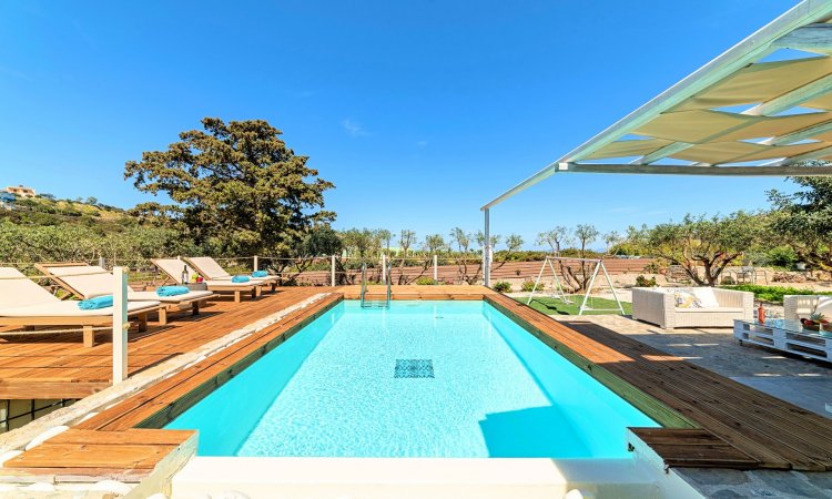 Cretan Lodge Heated Pool — photo 4