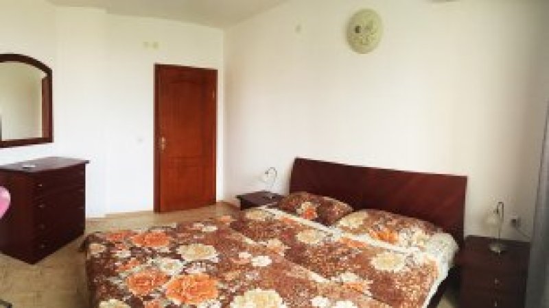 Apartment with 2 bedrooms in Sveti Vlas — photo 4