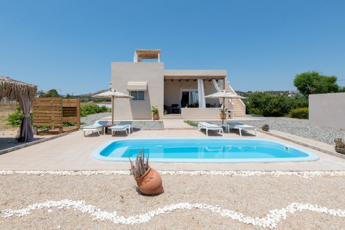 Gennadi Serenity House-beachfront villa with private pool — photo 1