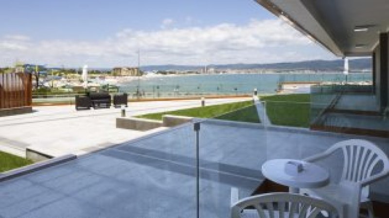 Studio with sea view — photo 4