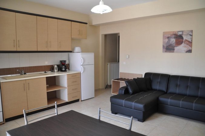 One-Bedroom Apartment (2 Adults + 2 Children) — photo 1