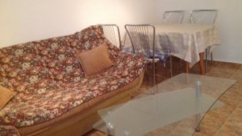 Apartment in a complex with separate entrance and balcony — photo 2
