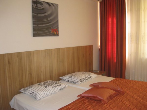 Central Varna Studio — photo 2