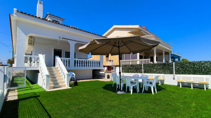 Thea Beach Villa — photo 2