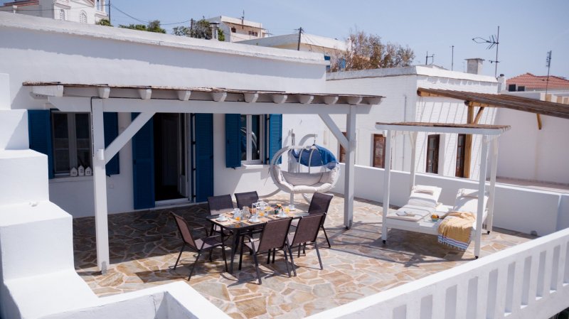 The Veranda of Gavrion - Premium location - Seaview - Perfect for Families ! — photo 2
