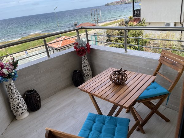 Lazur Harmani Beach