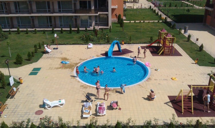 Apartment in Orchid Fort Garden complex — photo 1