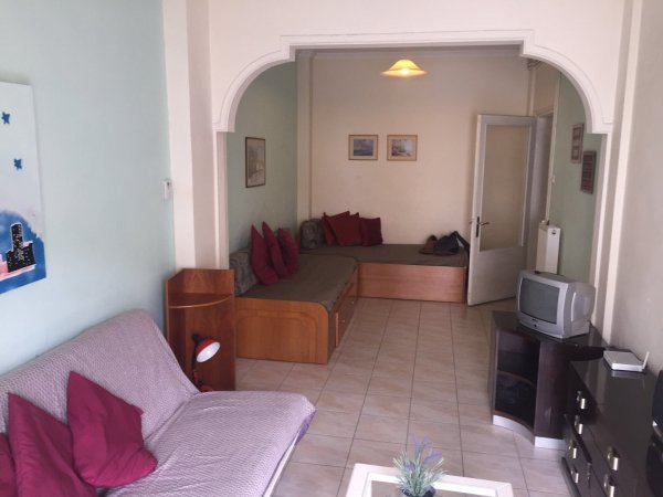 Spacious apartment wifi 10 min from city — фото 1