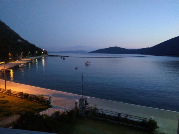 CAPTAIN NICK HOTEL  Apartments with sea view