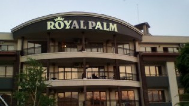 Apartment in Royal Palm complex — photo 3