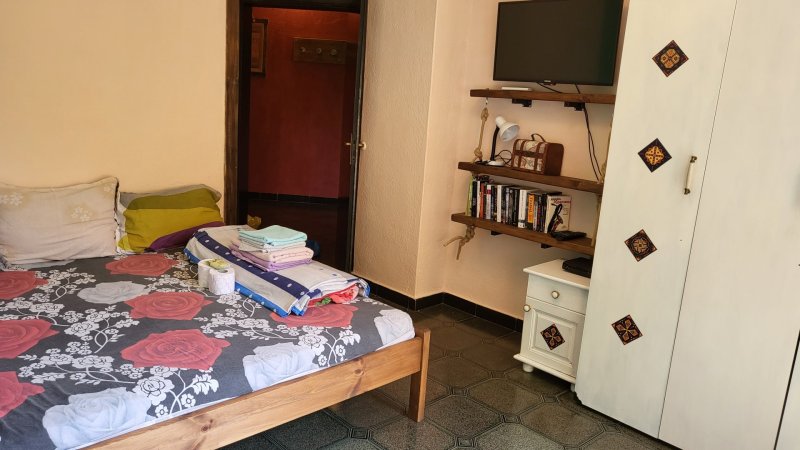 One-Bedroom Apartment with Balcony — photo 3
