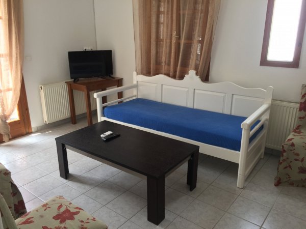 Depis home for 7 people Naxos town — photo 1