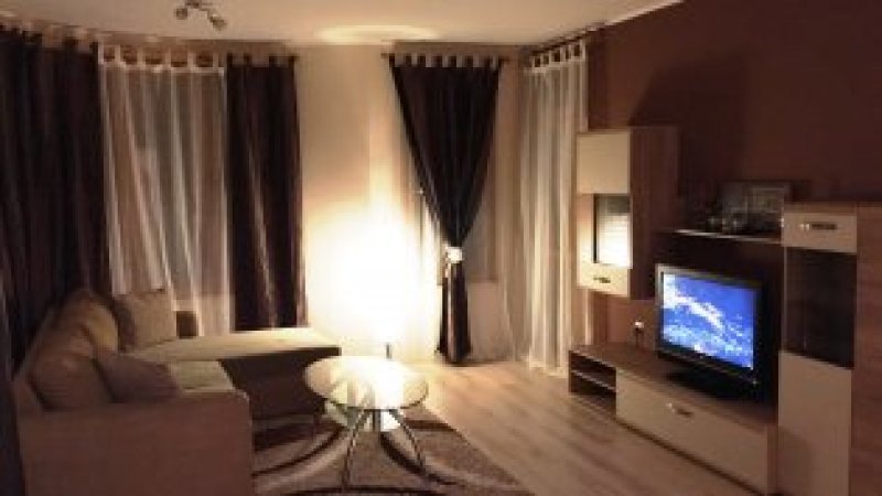 Apartment with 2 bedrooms in centre of Varna — photo 1