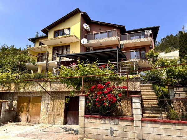 Villa Horizon – Spacious Sea View House with 6 Bedrooms in Balchik — фото 1
