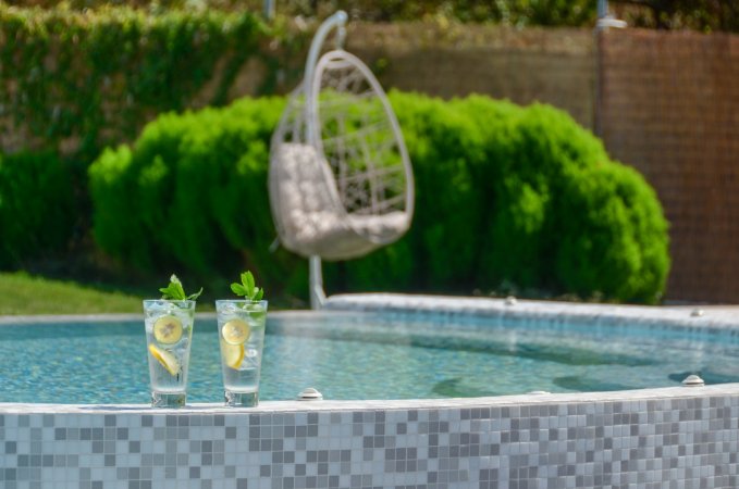 Yellow Villa with pool / 2 bedrooms Plaka Naxos — photo 1